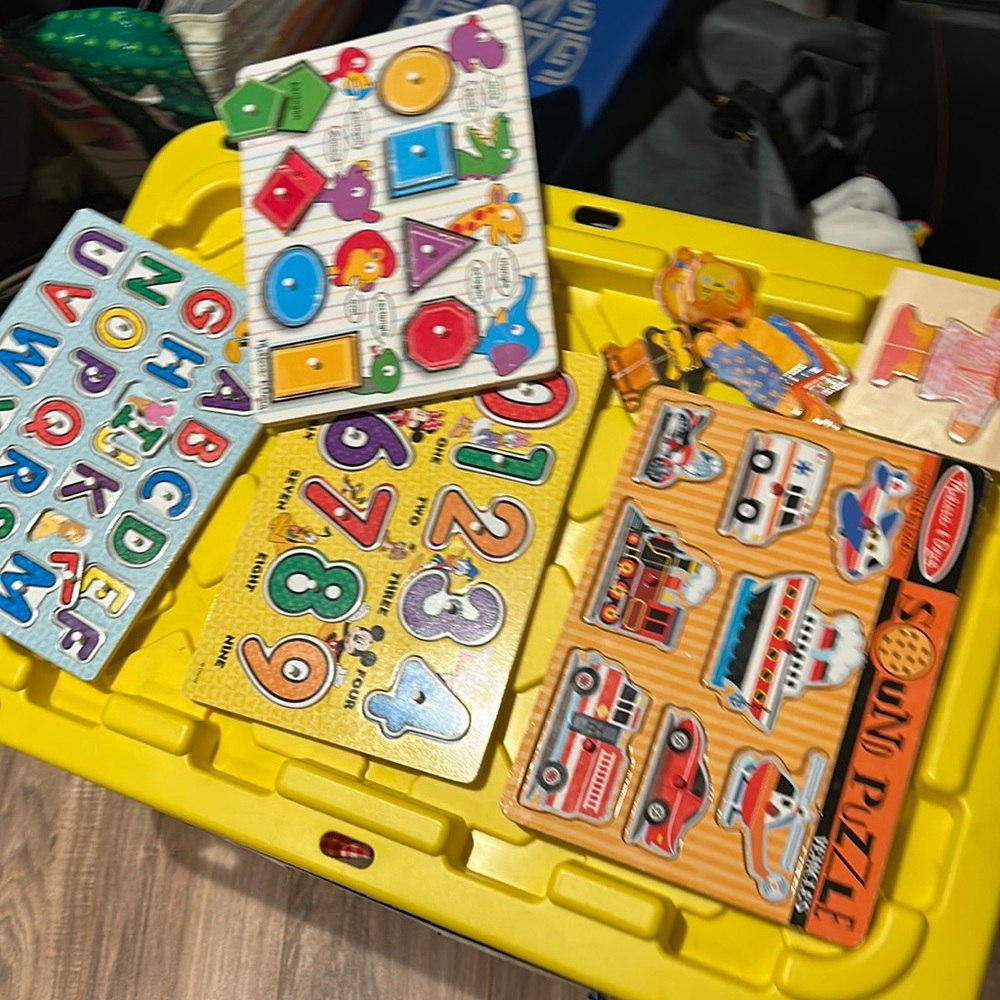 Pack of 5 different Kids puzzles - Great for learning!